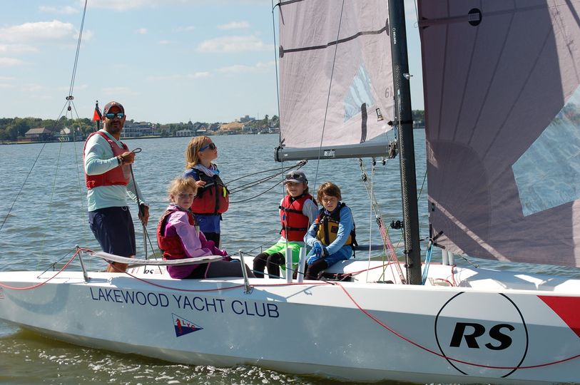 Lakewood Yacht Clubs Junior Sailors Enjoying RS21 Sailing.